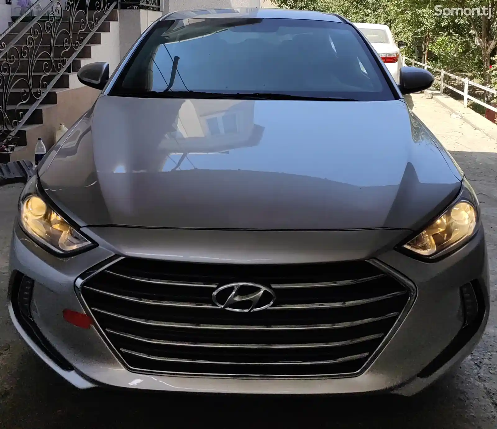 Hyundai Elantra, 2018-5