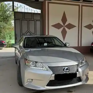 Lexus ES series, 2013