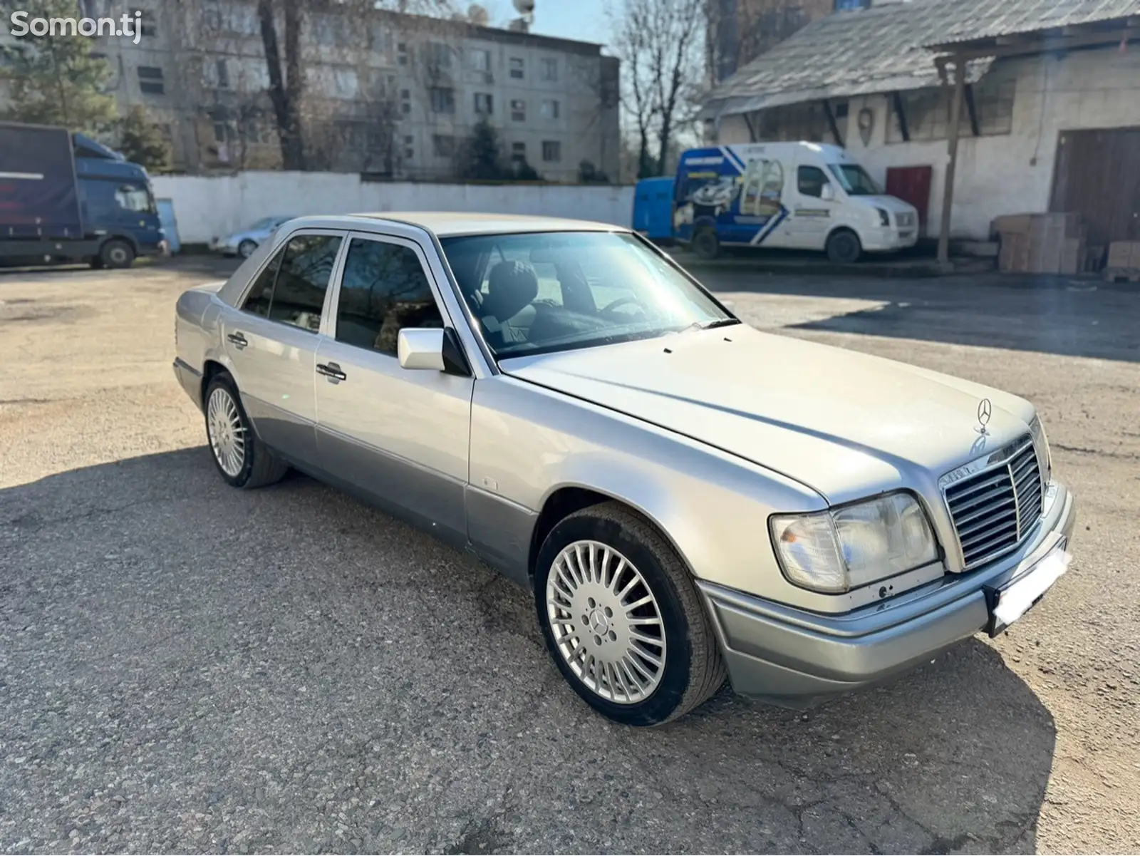 Mercedes-Benz W124, 1993-1