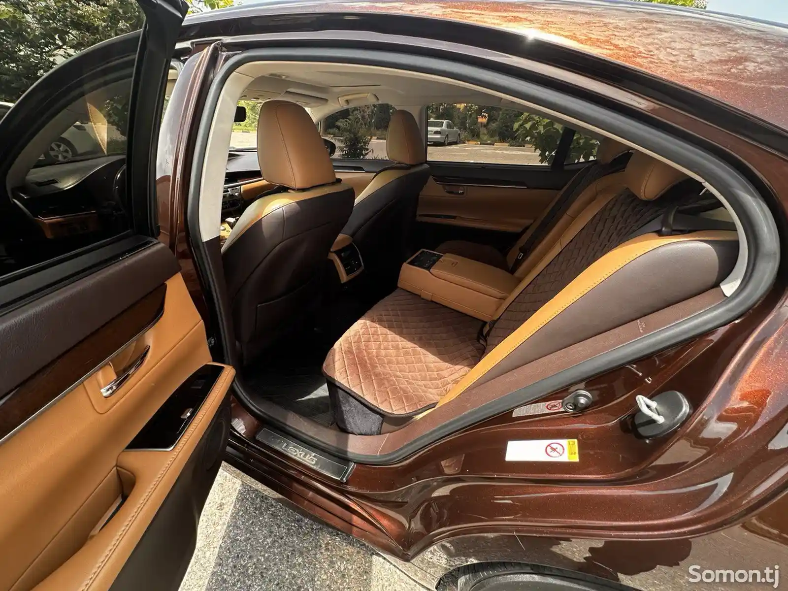 Lexus ES series, 2017-4