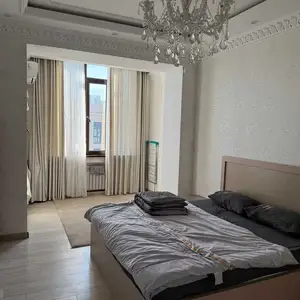 2-комн. квартира, 16 этаж, 74м², Шохмансур