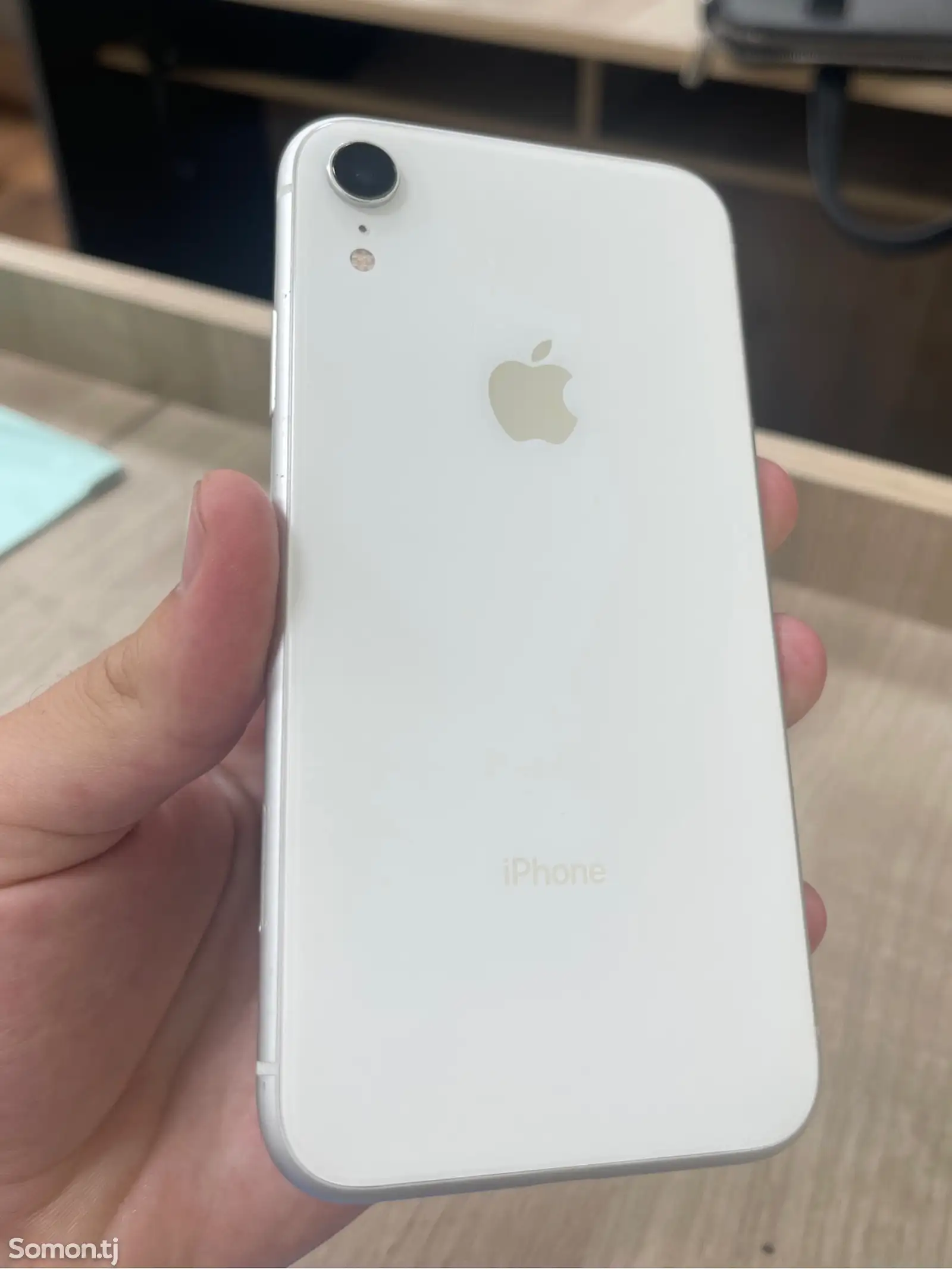 Apple iPhone Xr, 128 gb, White-1