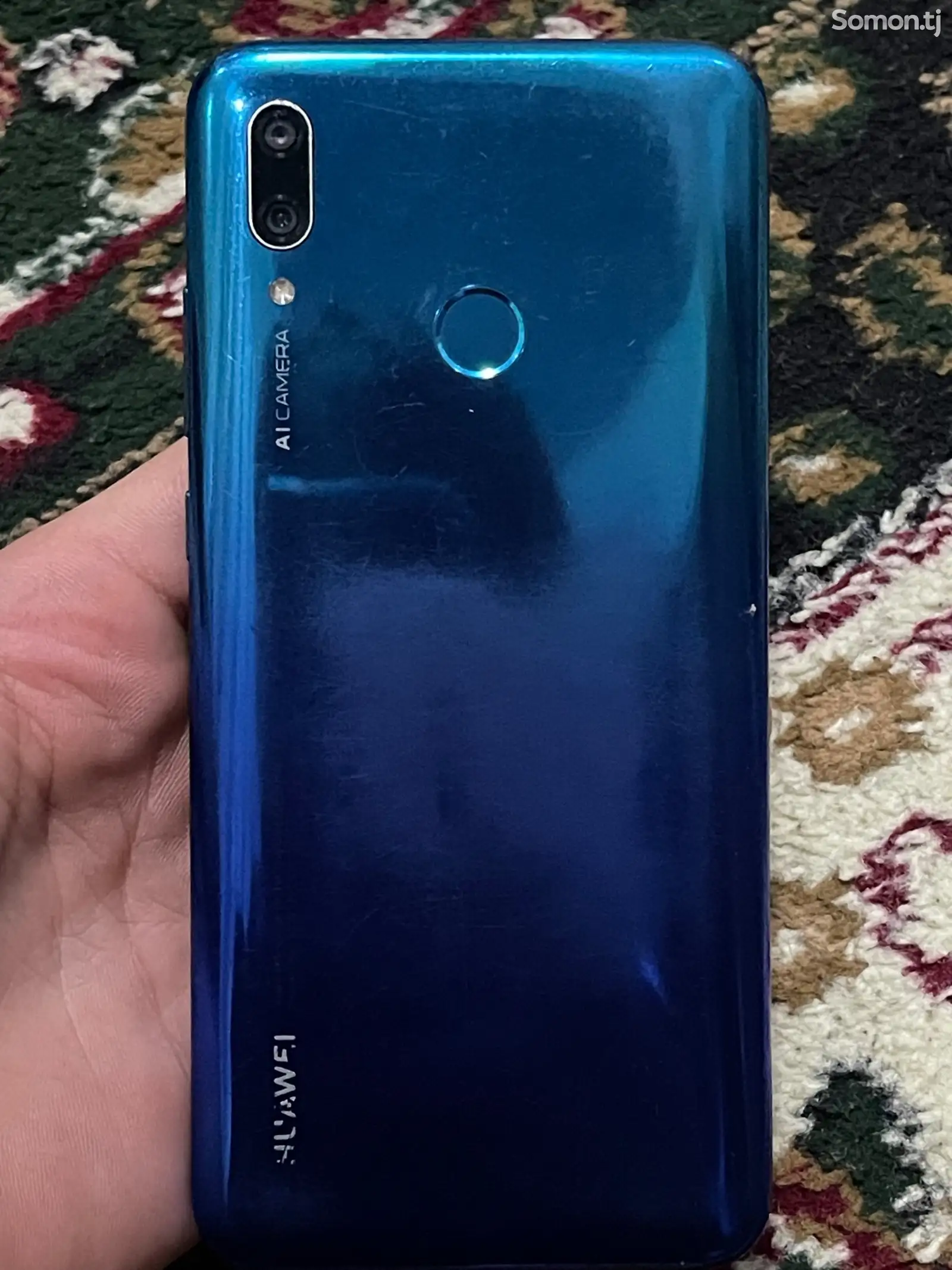 Телефон Huawei-1