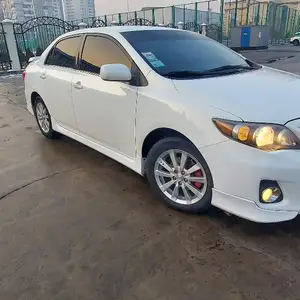 Toyota Corolla, 2010