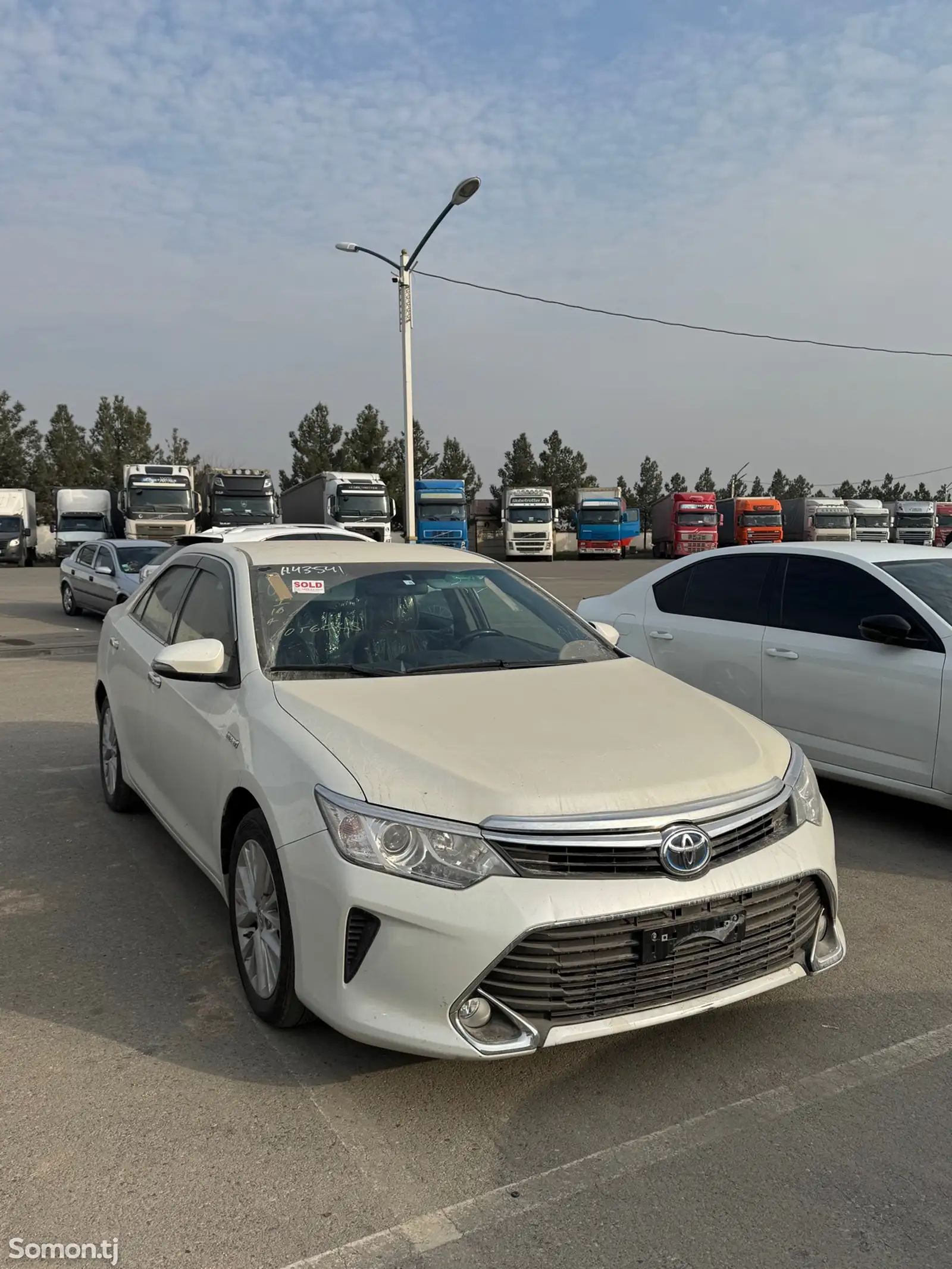 Toyota Camry, 2016-1