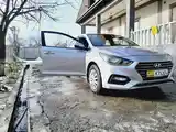 Hyundai Elantra, 2019-10