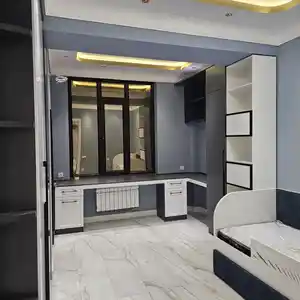 4-комн. квартира, 8 этаж, 133 м², Садбарг