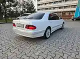 Mercedes-Benz E class, 2000-4