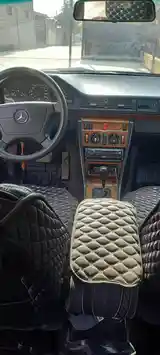 Mercedes-Benz W124, 1990-5