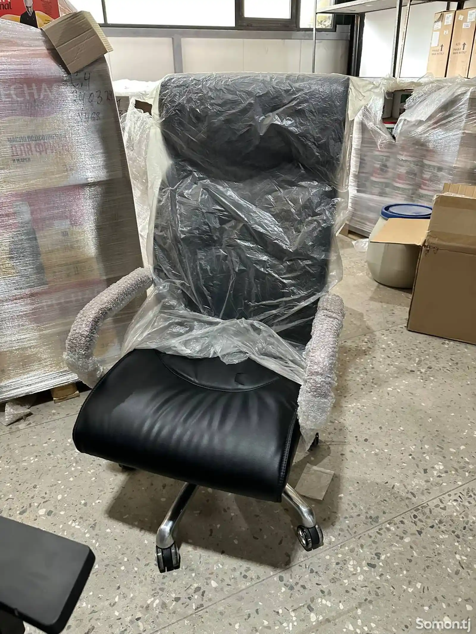 Кожаное кресло для руководителя-1