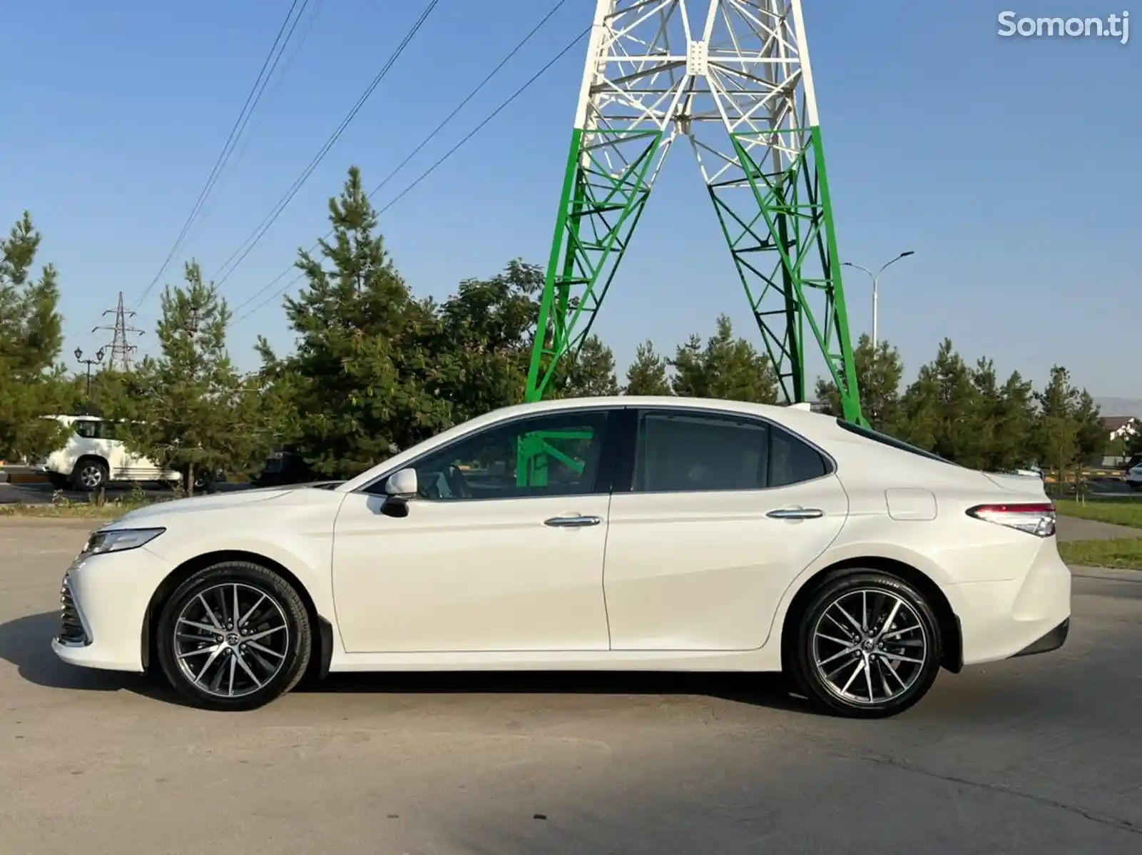 Toyota Camry, 2022-3