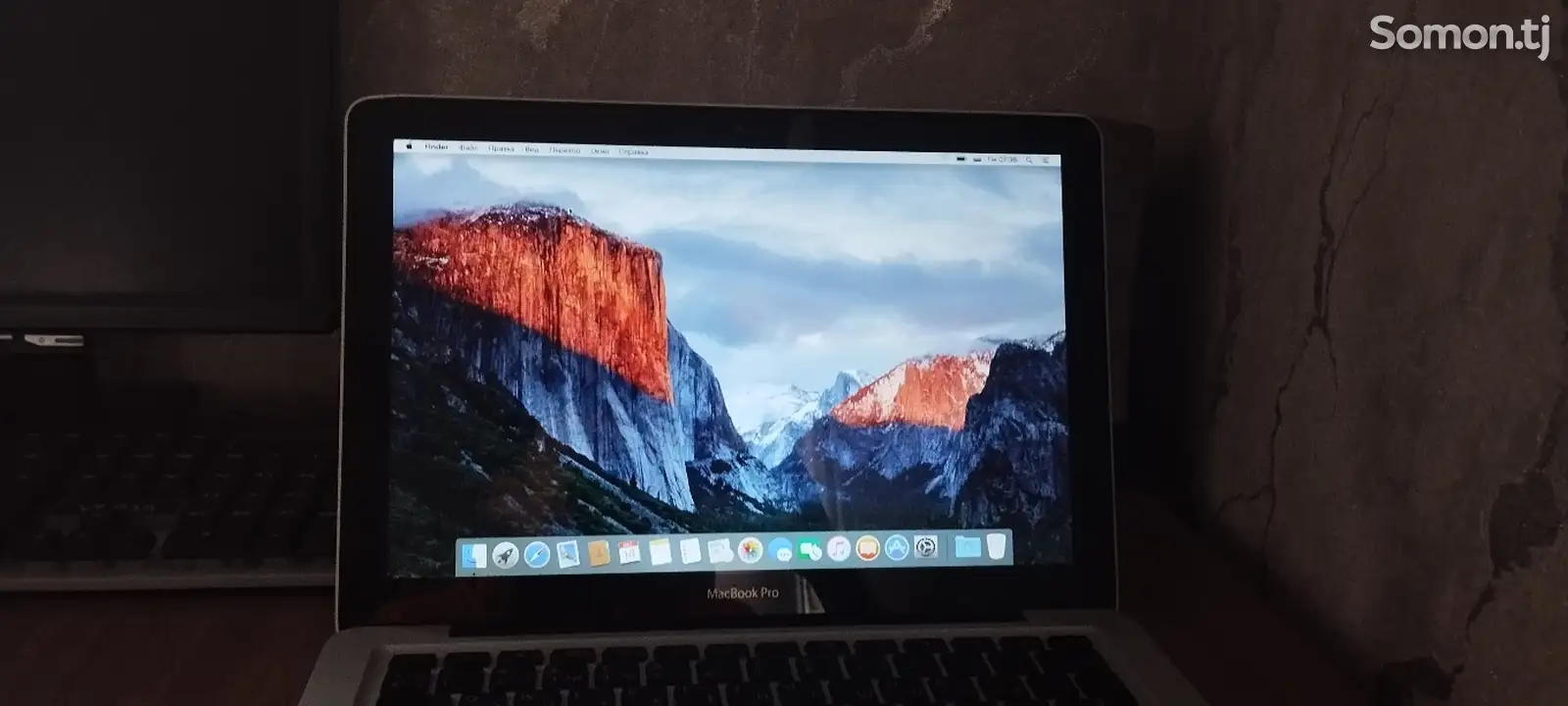 Ноутбук Apple Macbook Pro-4