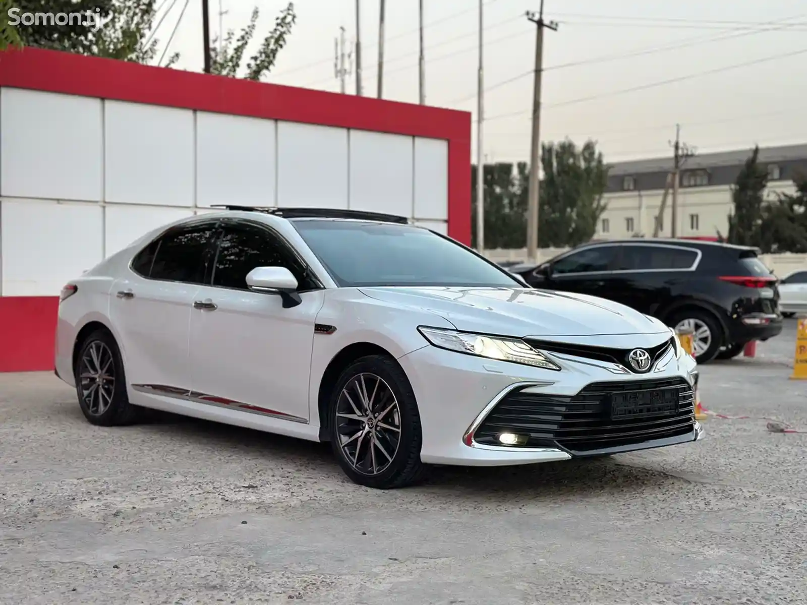 Toyota Camry, 2022-3