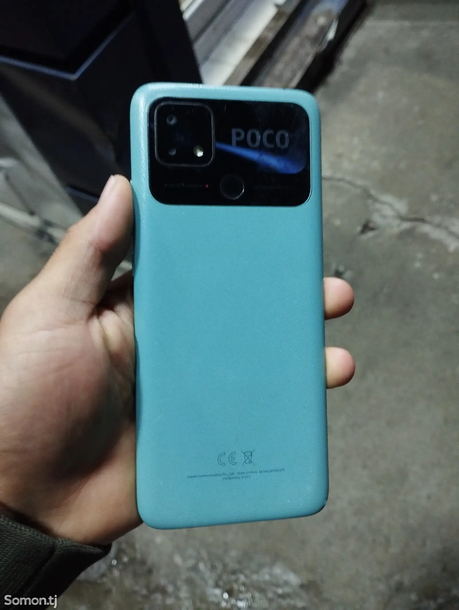 Телефон Xiaomi Poco-1