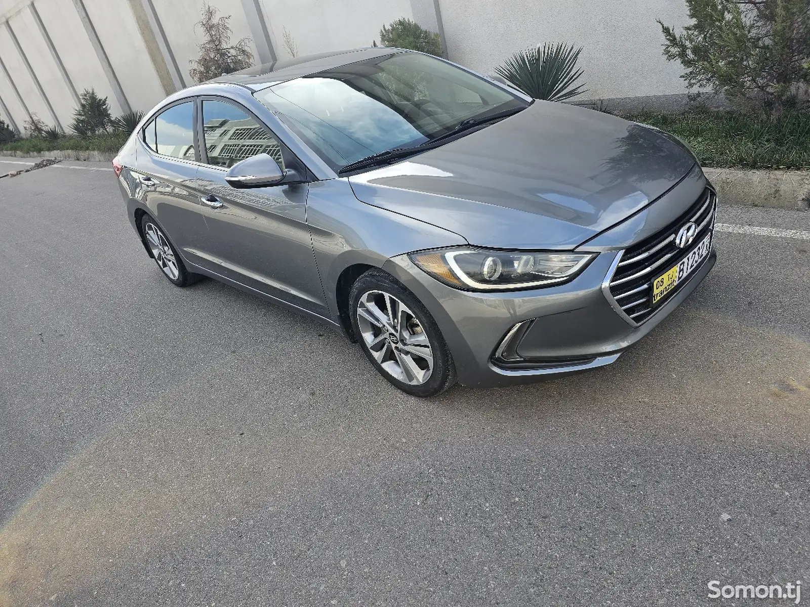 Hyundai Elantra, 2017-1