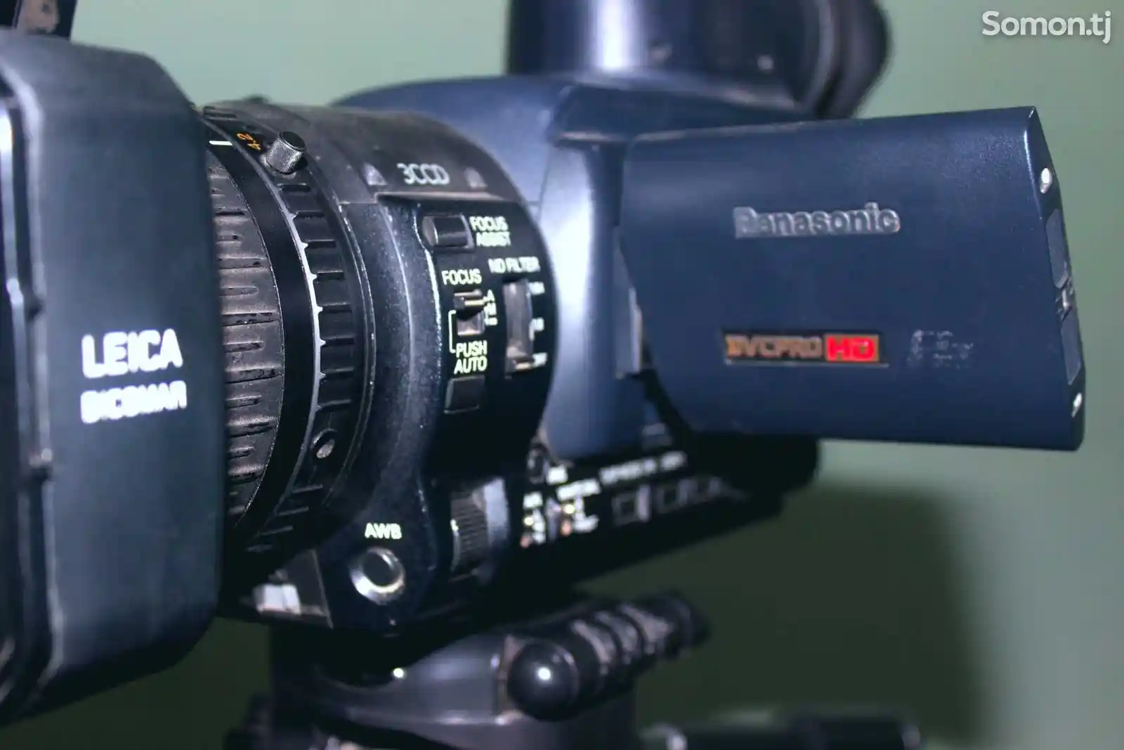 Видеокамера Panasonic-1