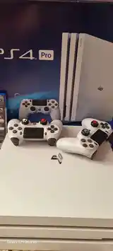 Игровая приставка Sony PlayStation 4 pro-2