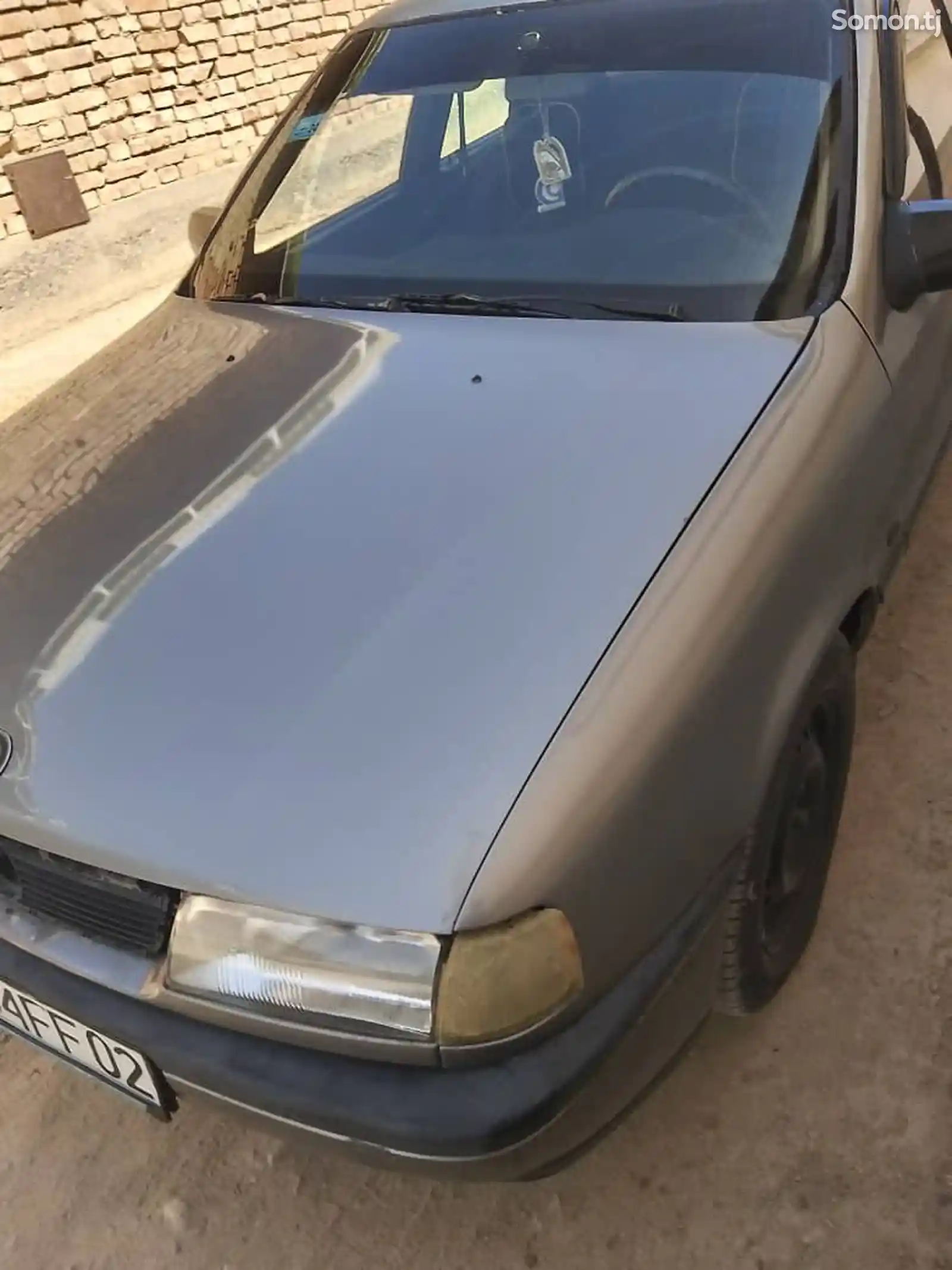 Opel Vectra A, 1992-3