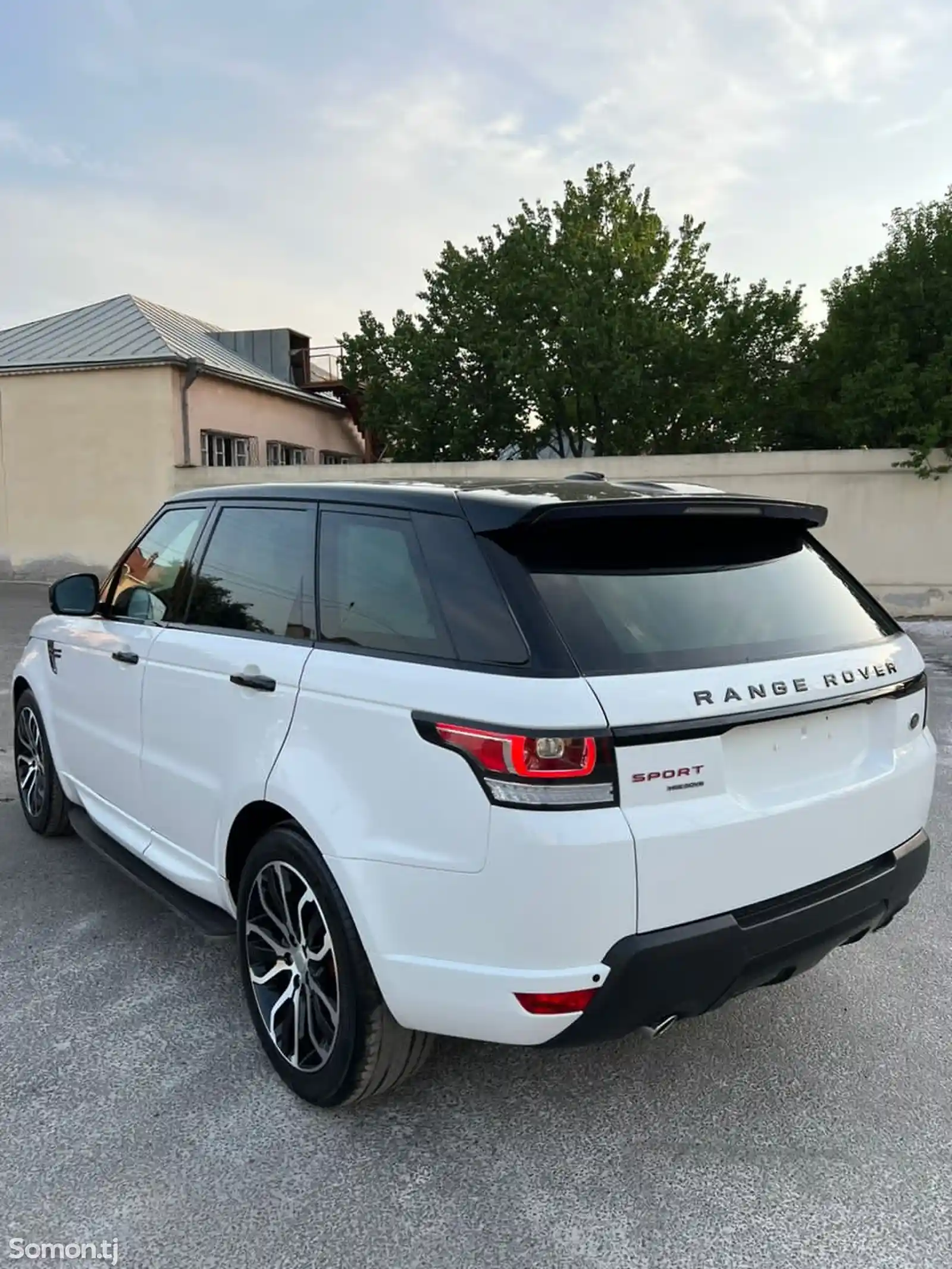 Land Rover Range Rover, 2015-9