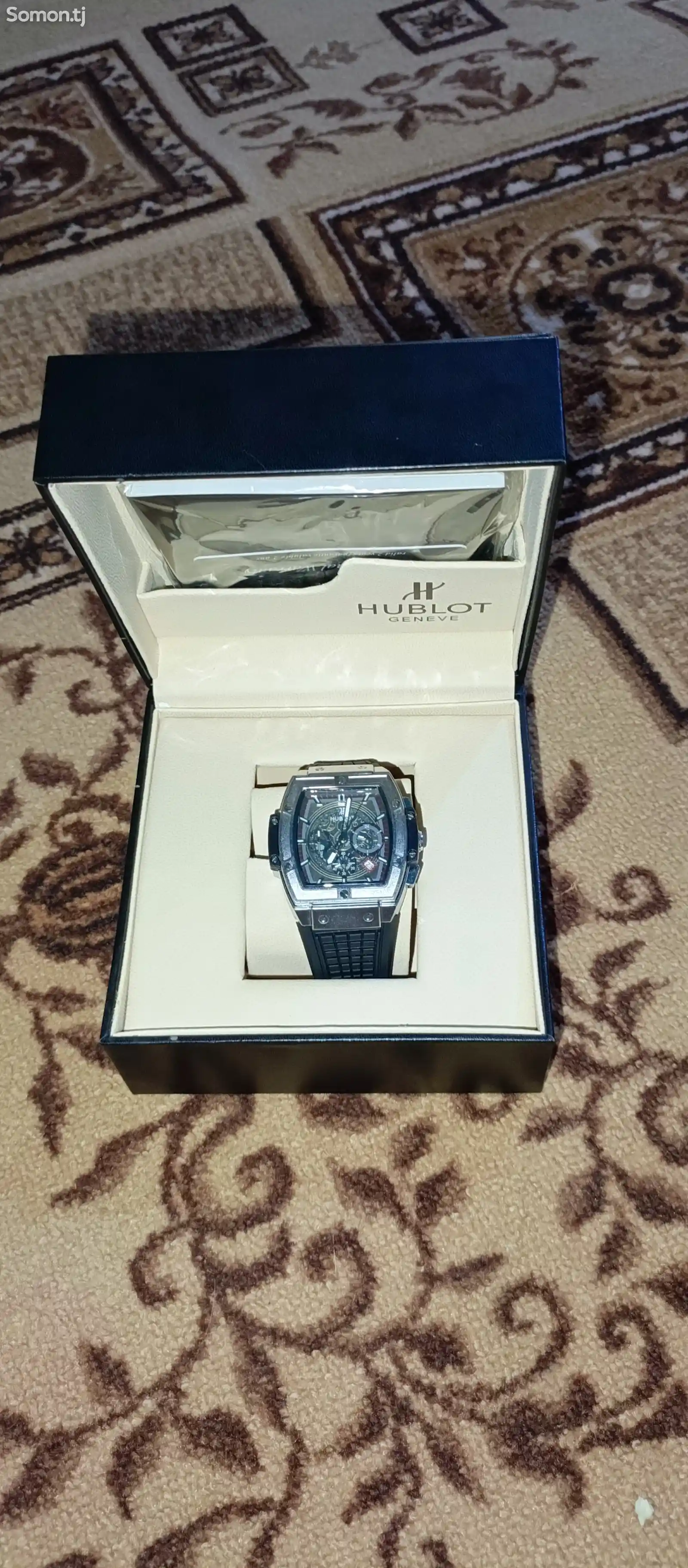 Часы Hublot-3