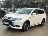 Mitsubishi Outlander, 2019-2