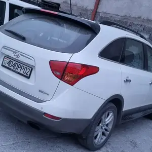 Hyundai Veracruz, 2010