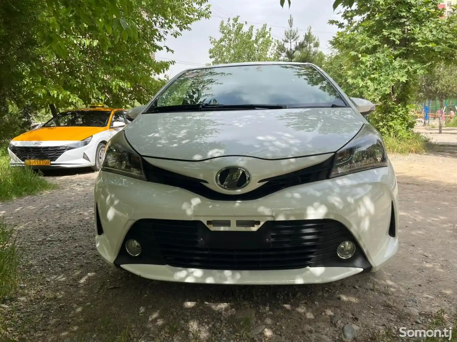 Toyota Vitz, 2015-3