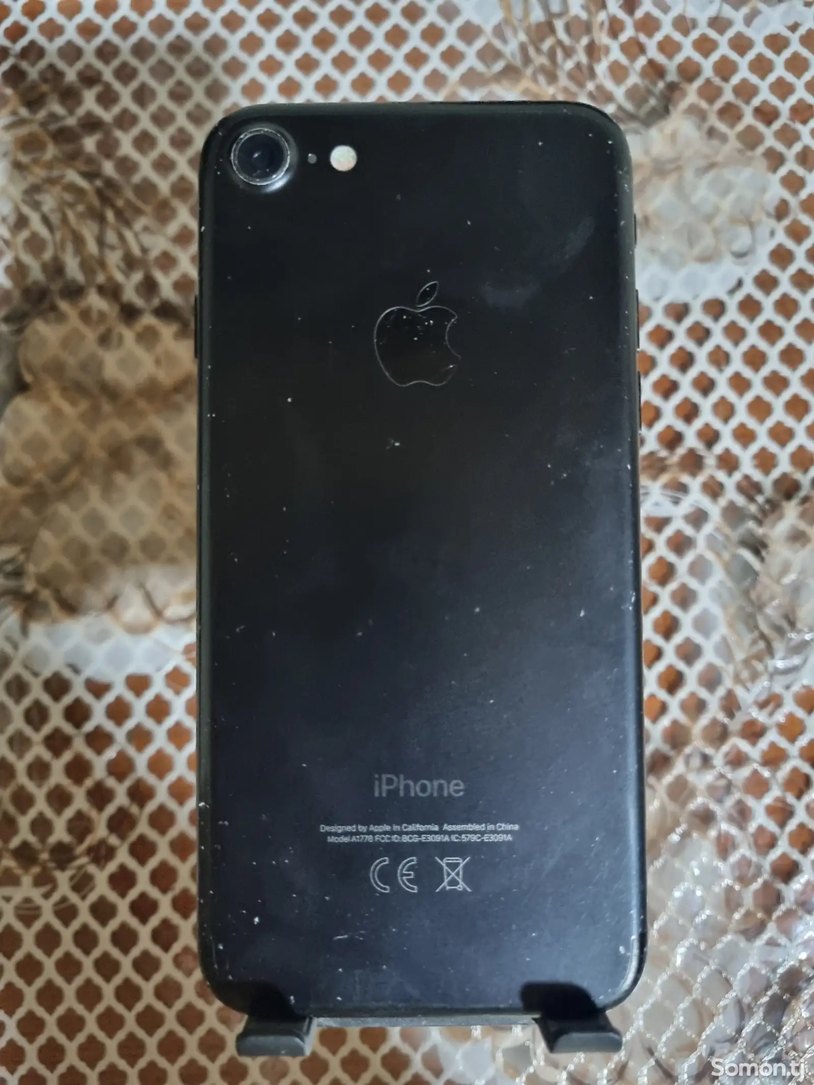 Apple iPhone 7, 32 gb-1