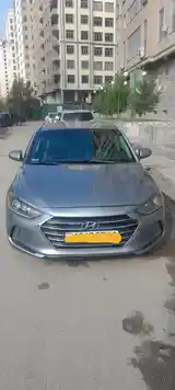 Hyundai Elantra, 2017-2