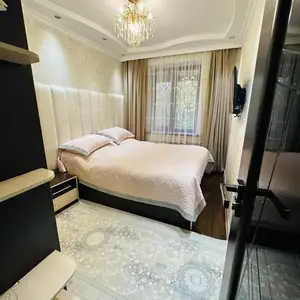 5-комн. квартира, 2 этаж, 105 м², 101 мкр, Сино