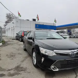 Toyota Camry, 2015