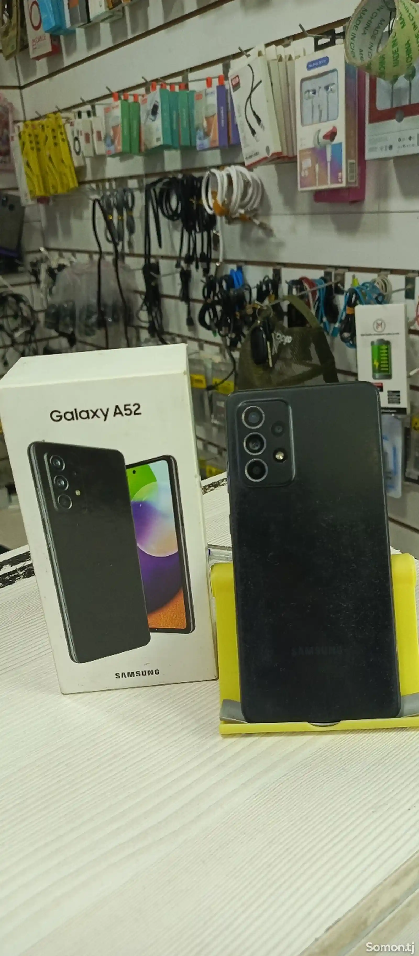 Samsung Galaxy A52-2