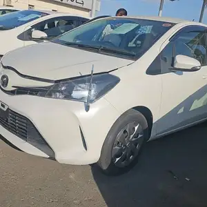 Toyota Vitz, 2014