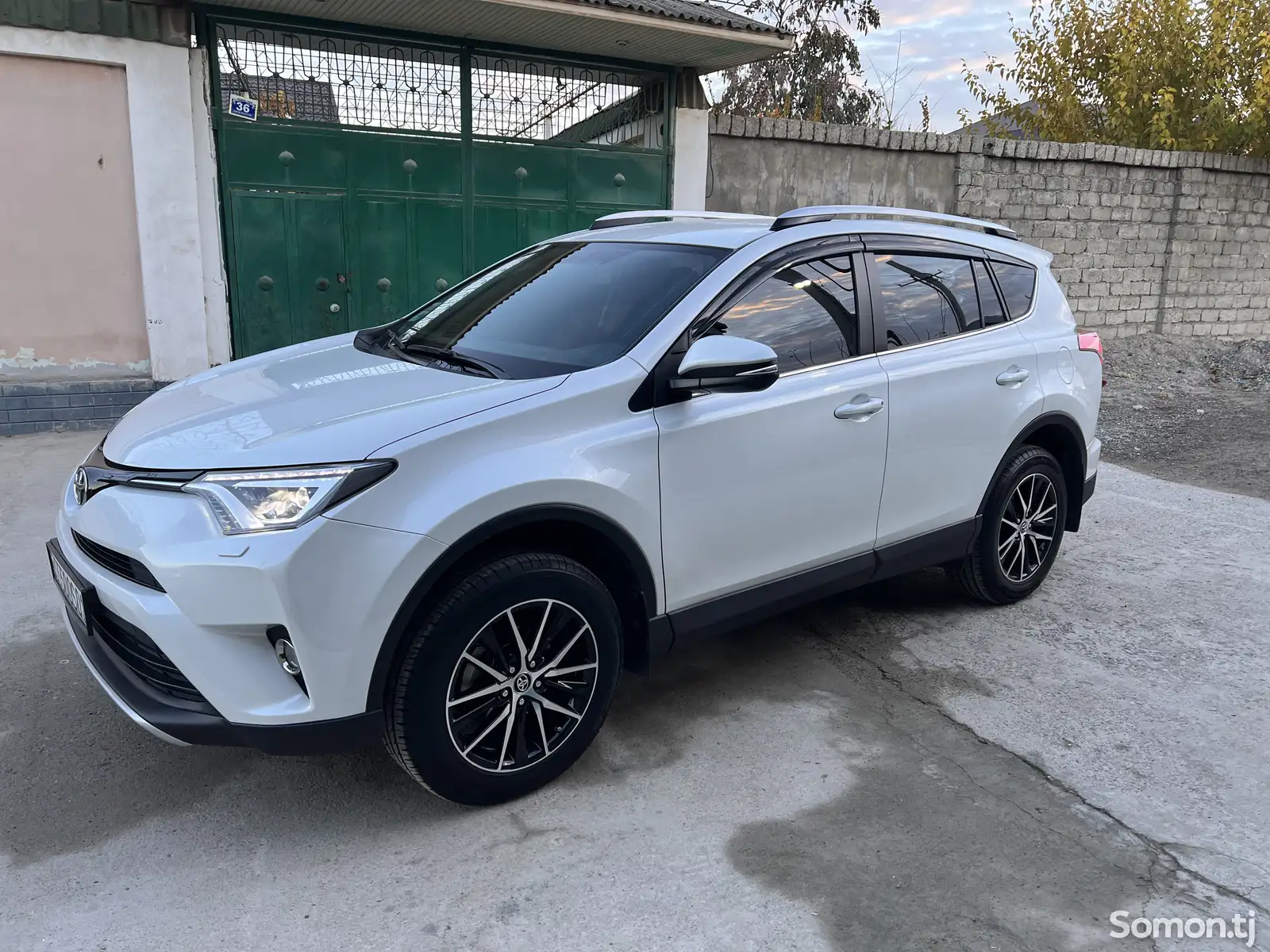 Toyota RAV 4, 2019-1