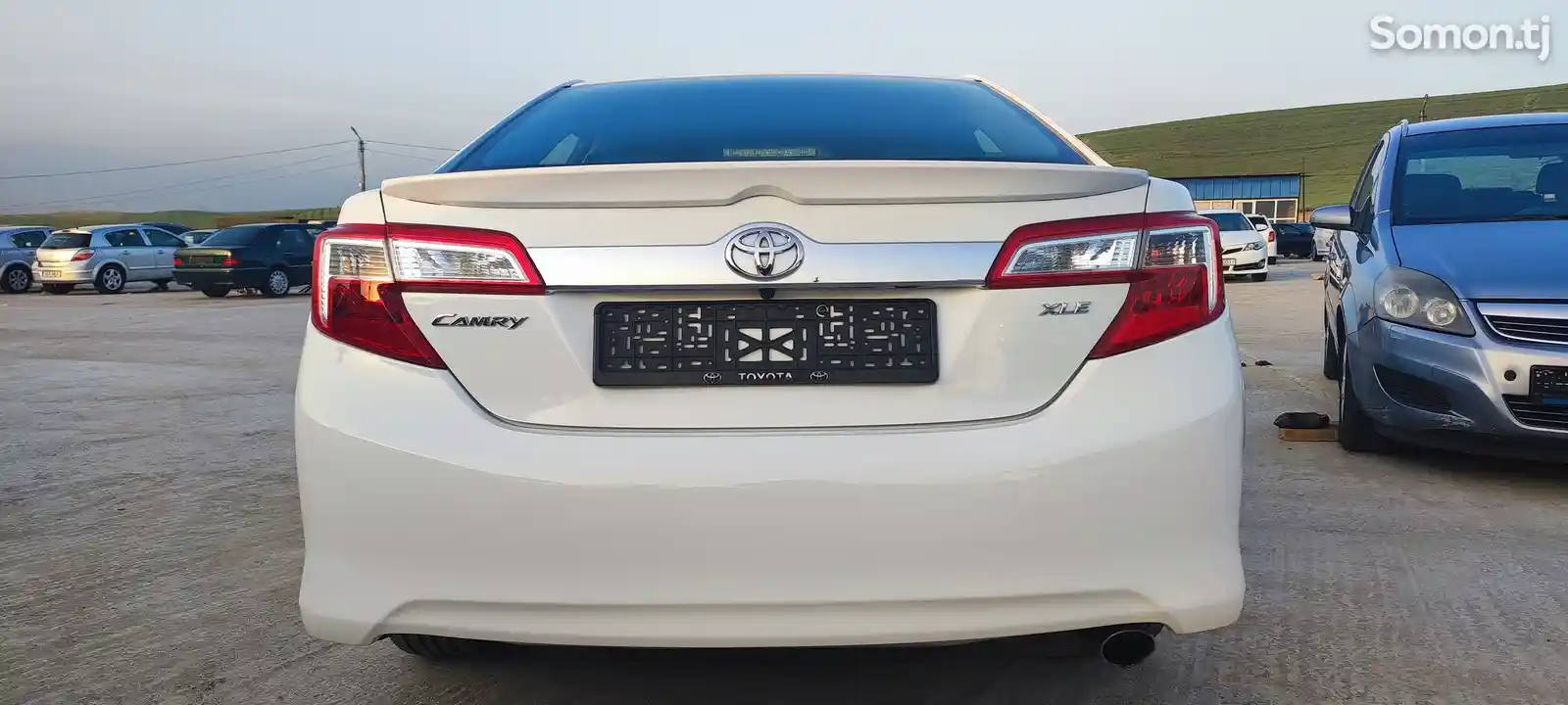 Toyota Camry, 2012-4