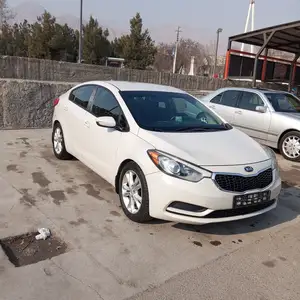 Kia Cerato, 2013