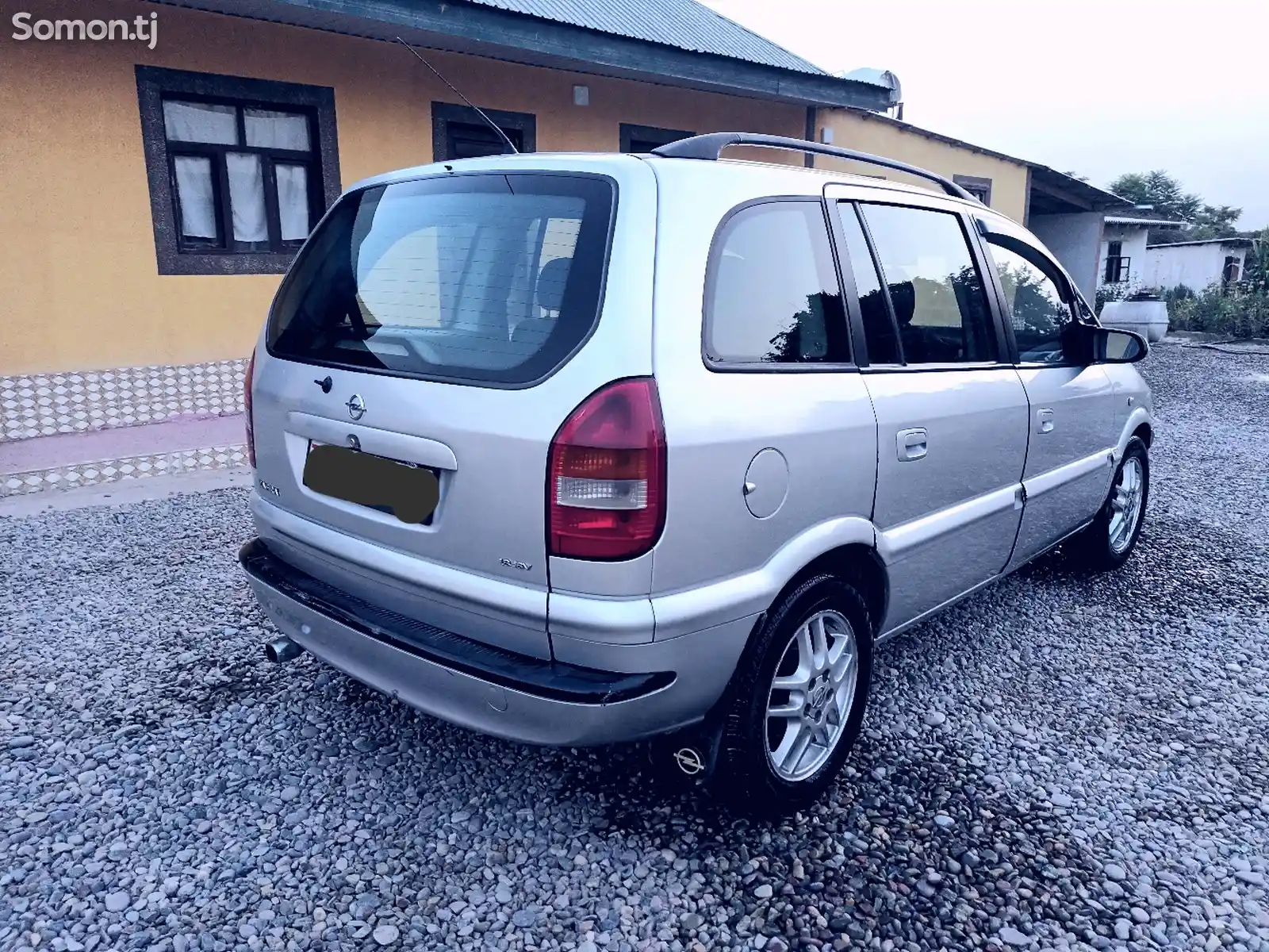 Opel Zafira, 2002-3