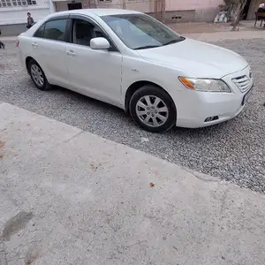 Toyota Camry, 2008