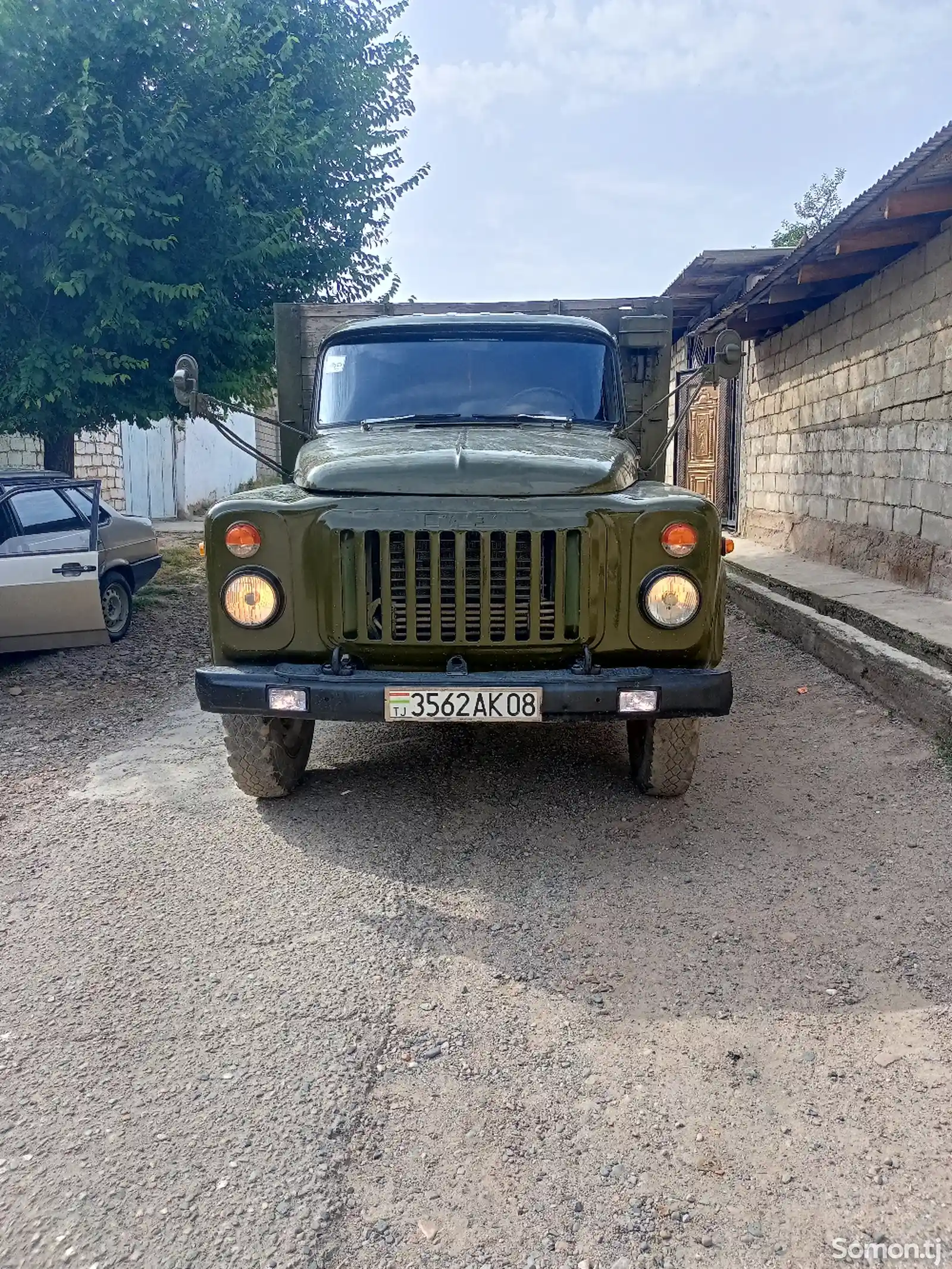 Бортовой грузовик ГАЗ 52, 1983-2