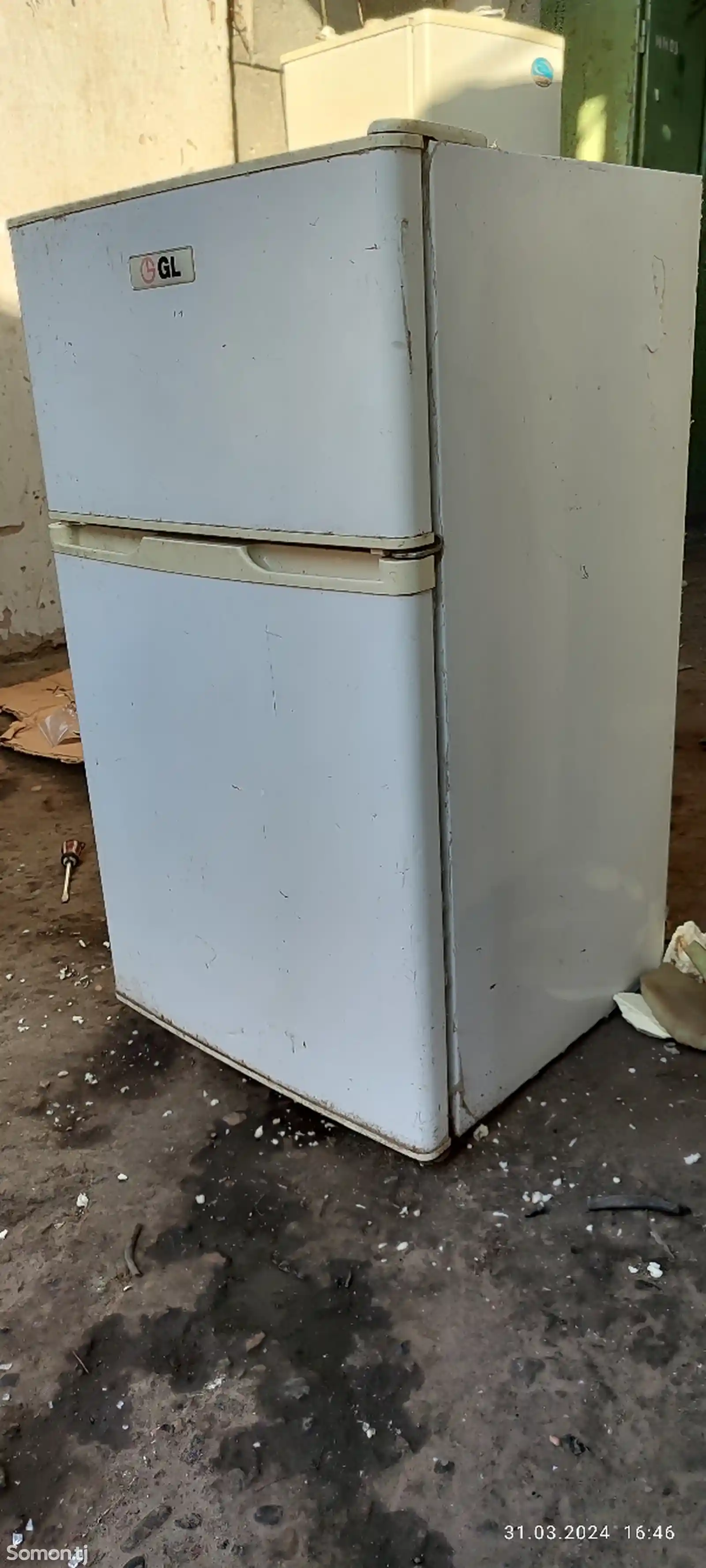 Холодильник GL-1