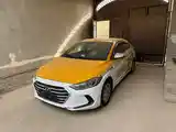 Hyundai Elantra, 2017-5