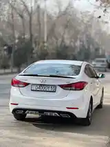 Hyundai Elantra, 2014-4