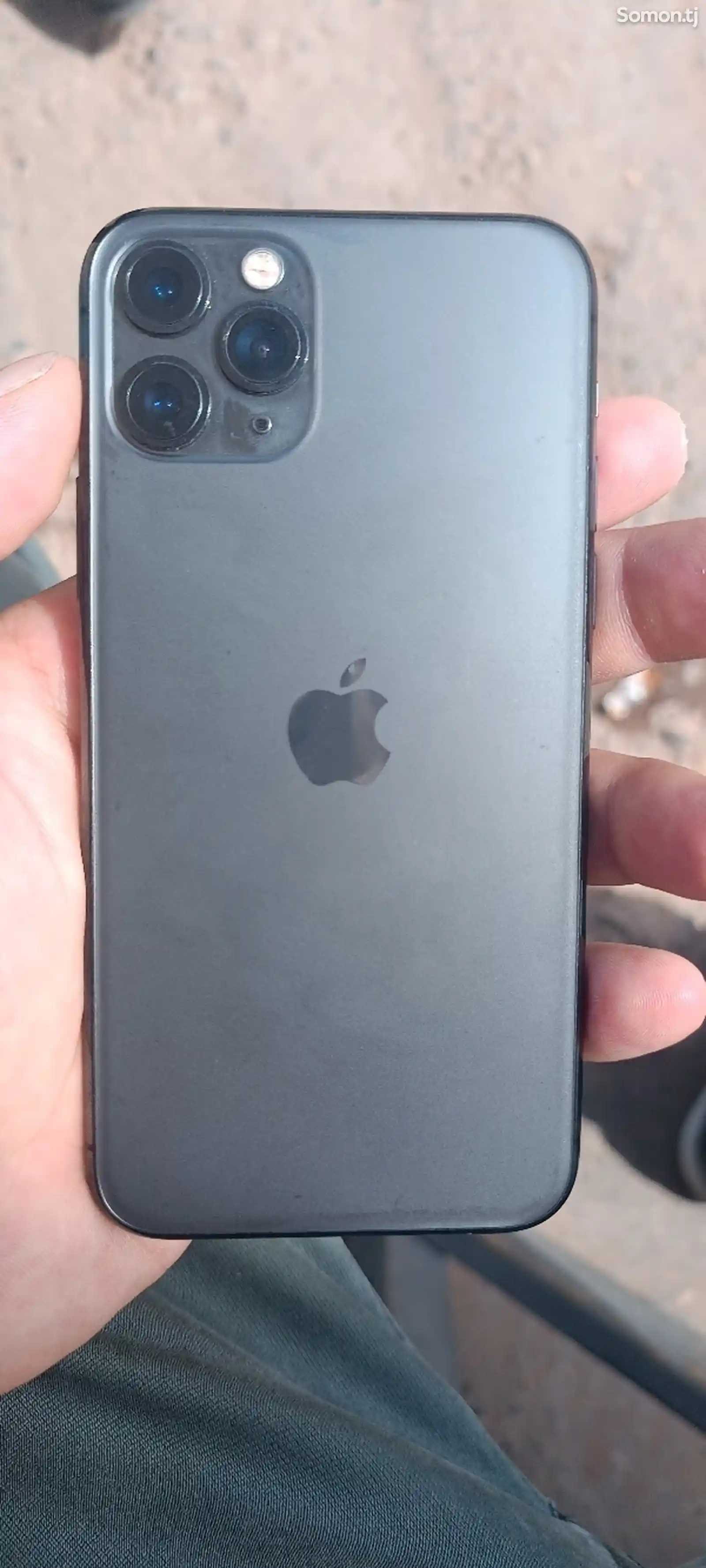 Apple iPhone 11 Pro-4