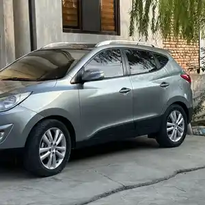 Hyundai Tucson, 2011