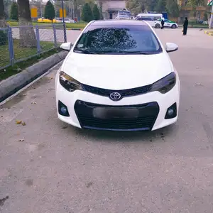 Toyota Corolla, 2015