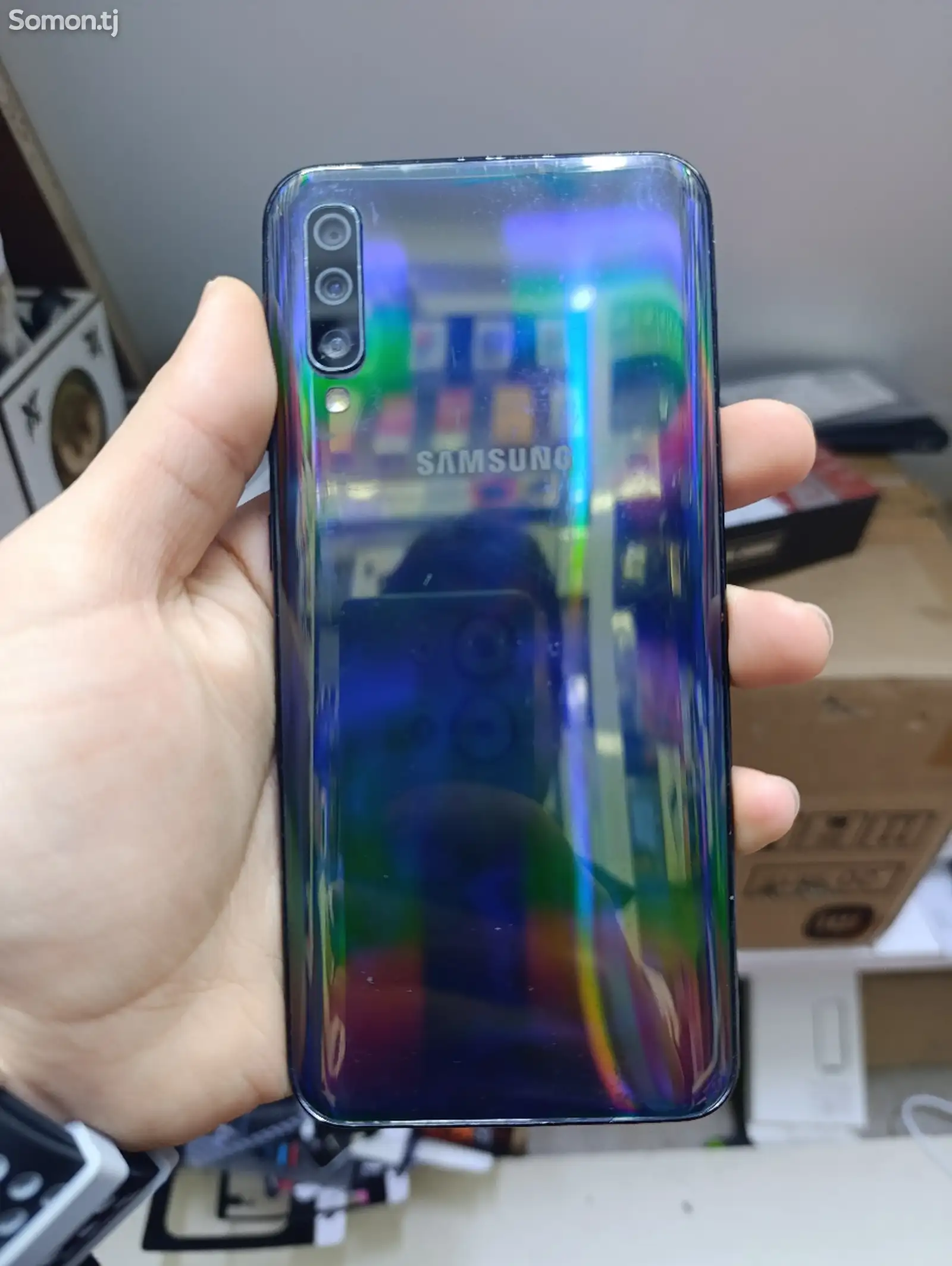 Samsung Galaxy A50-1