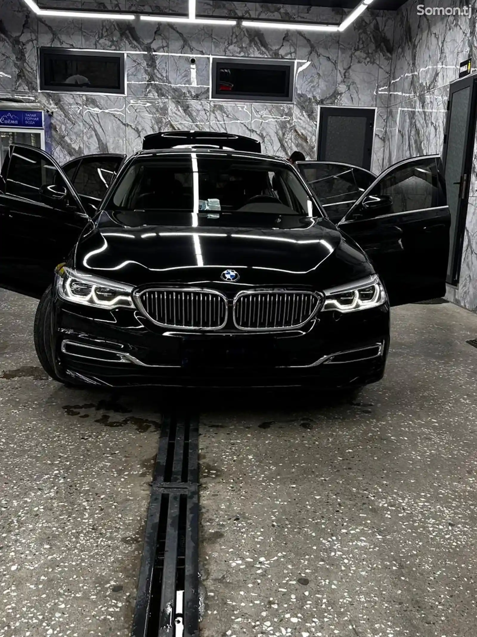 BMW 5 series, 2020-1