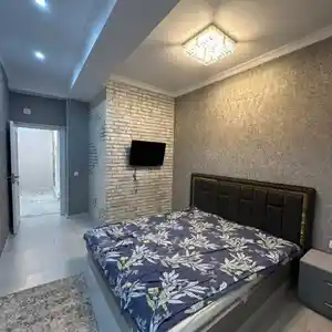 2-комн. квартира, 4 этаж, 68м², Шохмансур