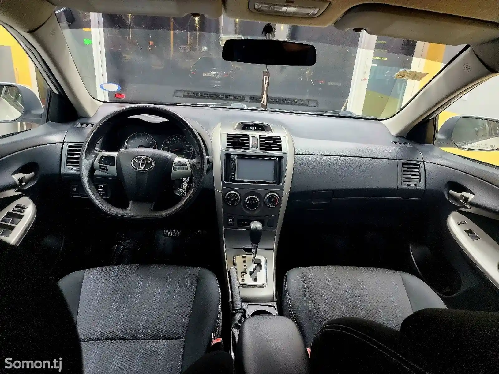 Toyota Corolla, 2012-12