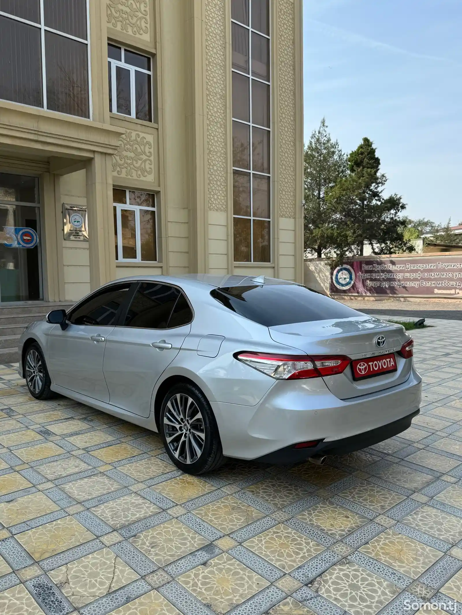 Toyota Camry, 2019-5